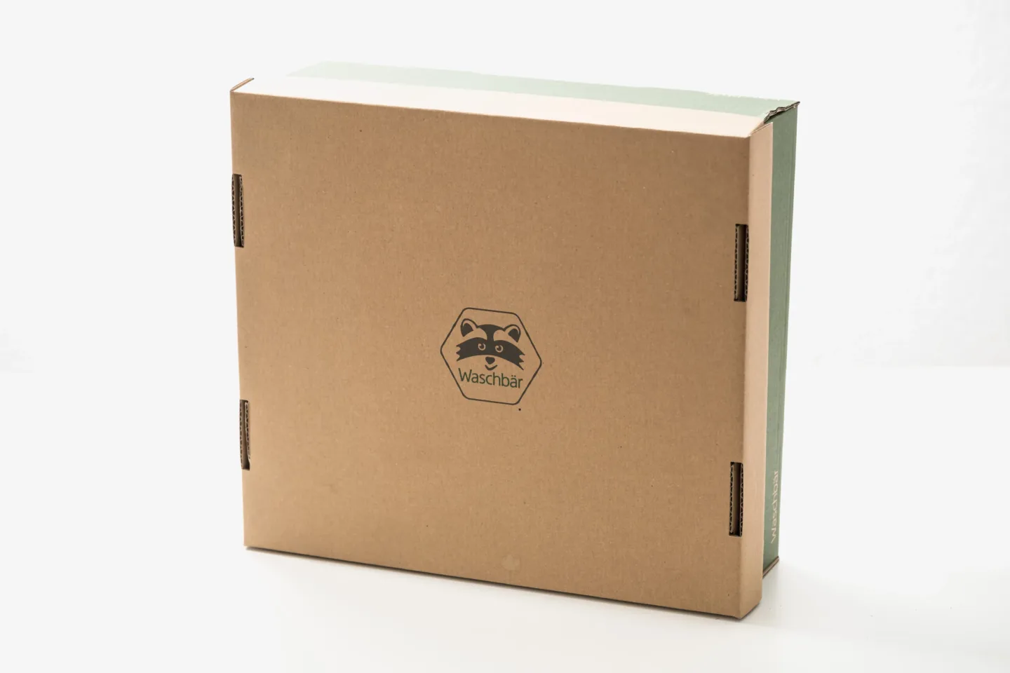 Cardboard — Photo 14